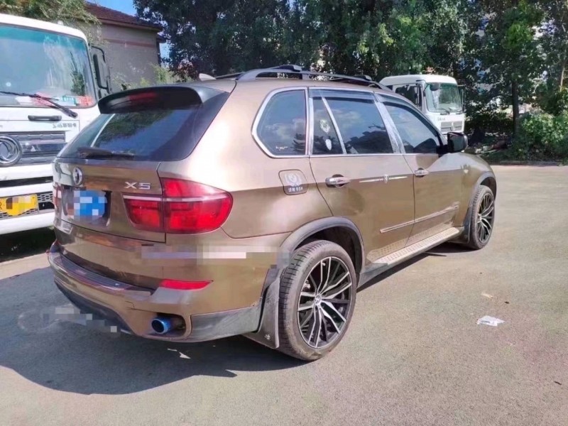 北京13年宝马X57