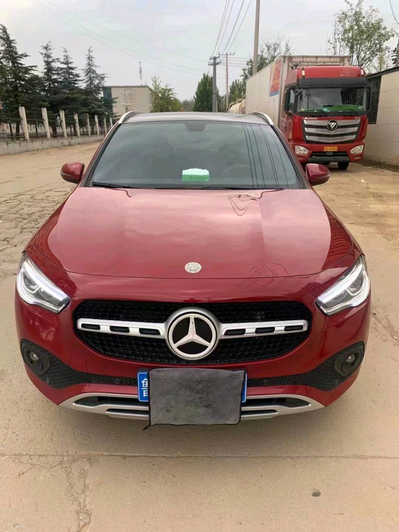 枣庄21年奔驰GLA8