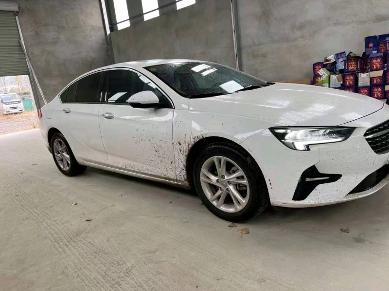 枣庄21年别克君威4