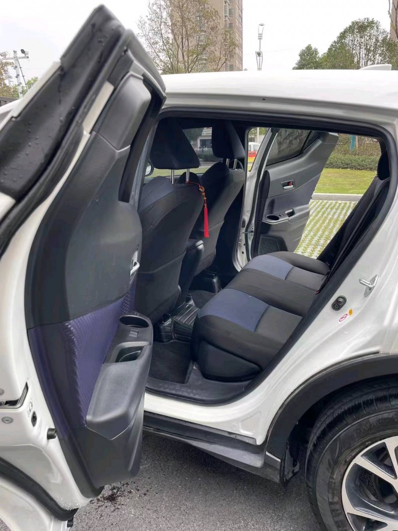 淮南19年丰田CHR5