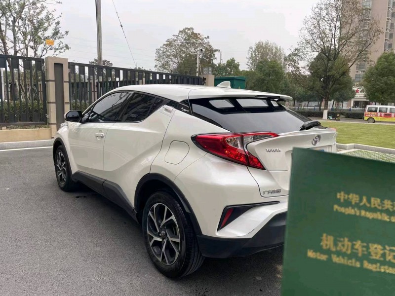 淮南19年丰田CHR7