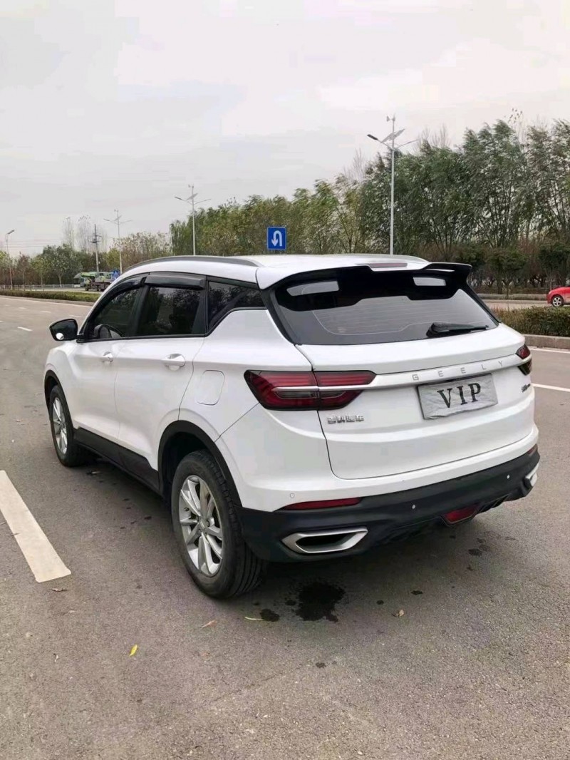 东营20年吉利缤越3