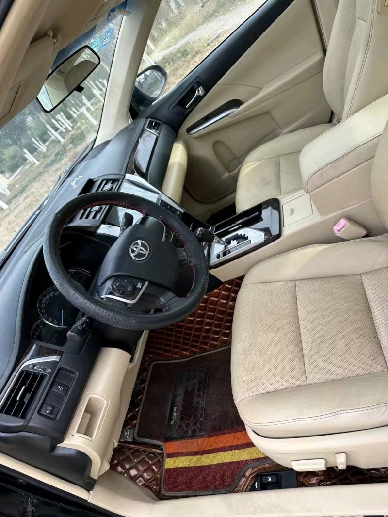 济南15年丰田凯美瑞3