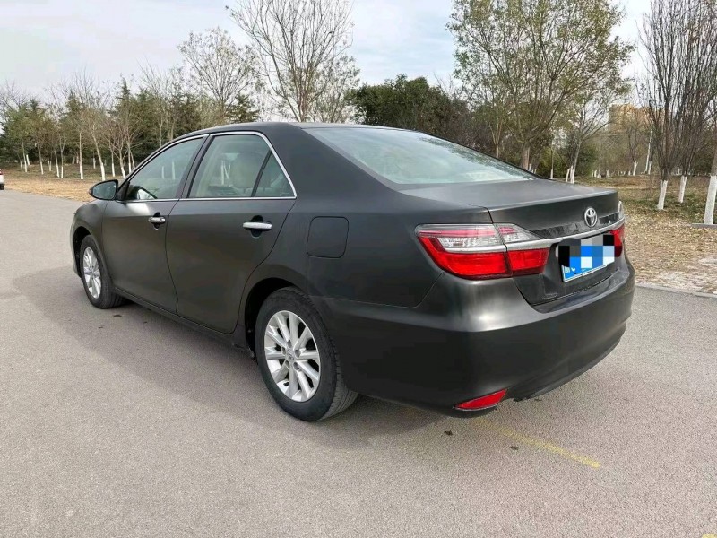 济南15年丰田凯美瑞5