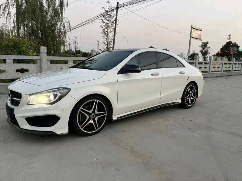 盐城16年奔驰CLA1
