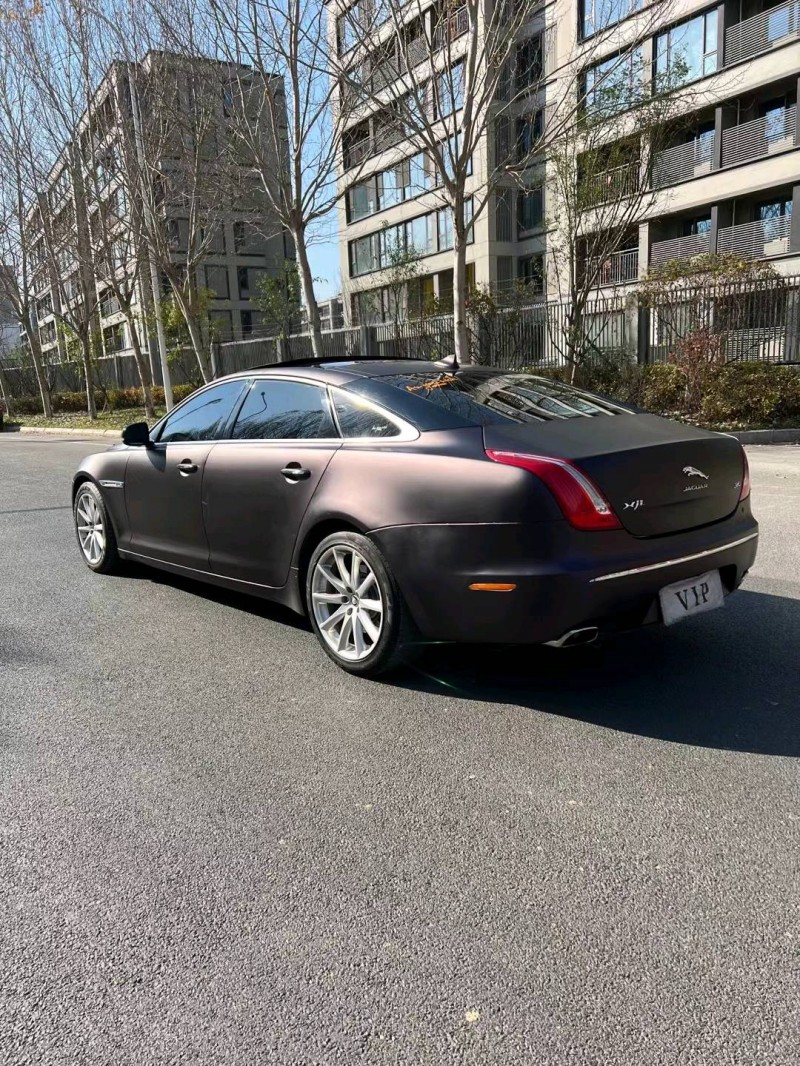 沈陽13年捷豹XJL9