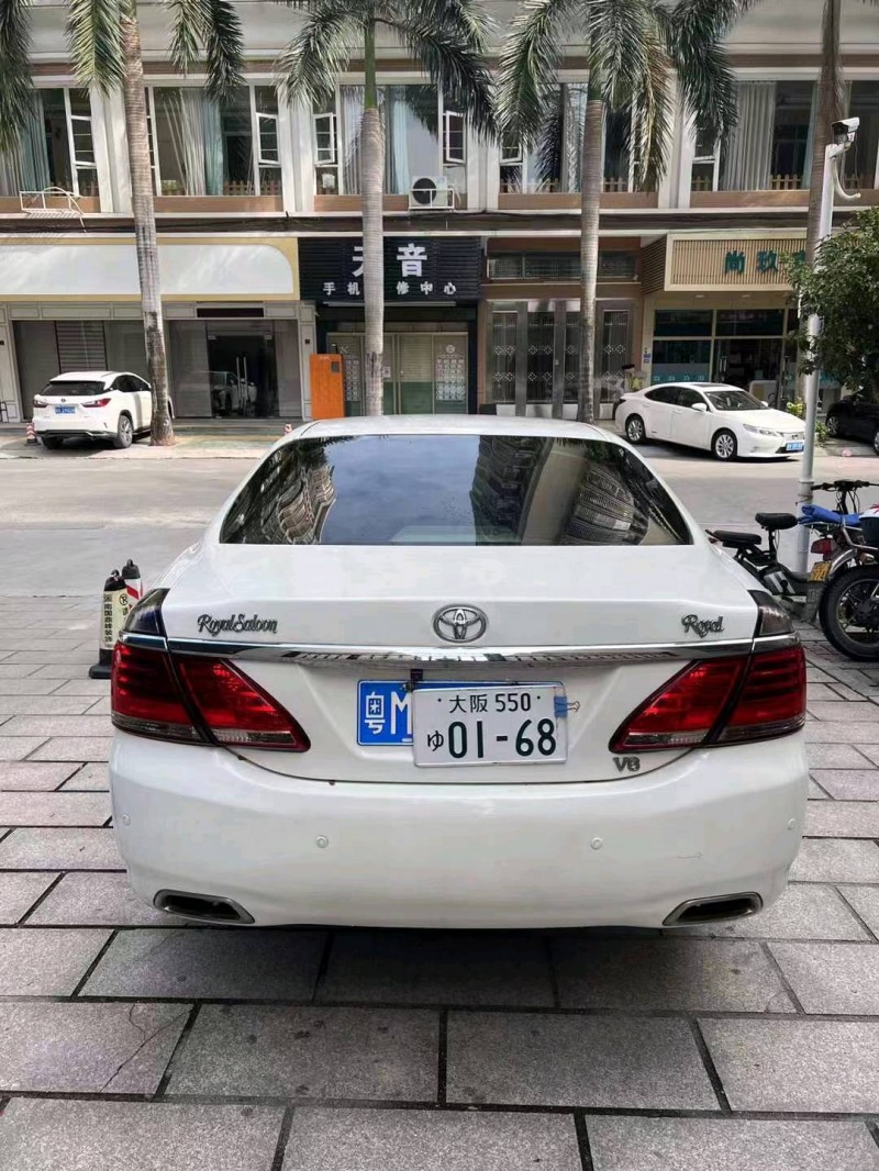 汕頭14年豐田皇冠4