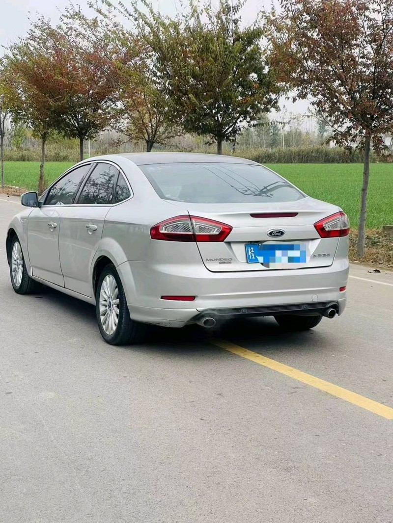 徐州11年福特蒙迪欧8