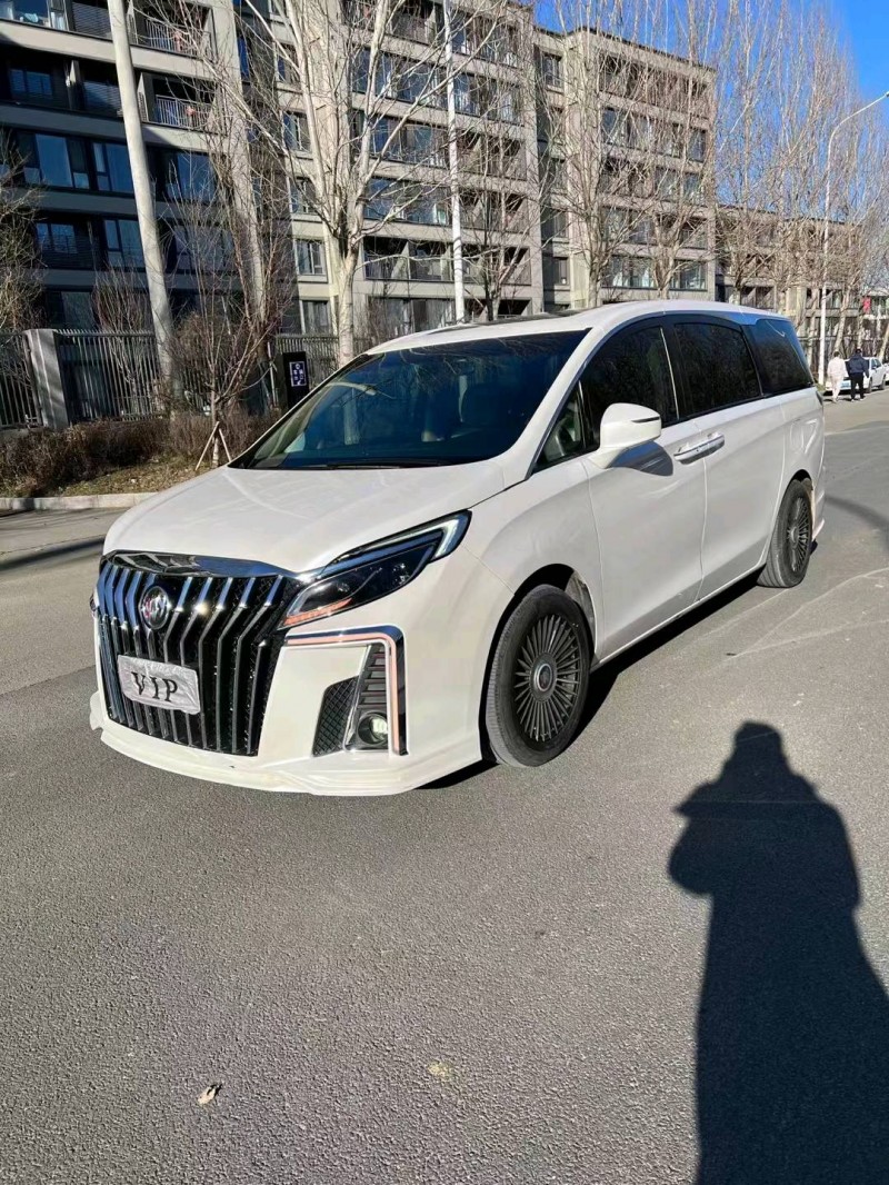 沈阳17年别克GL82