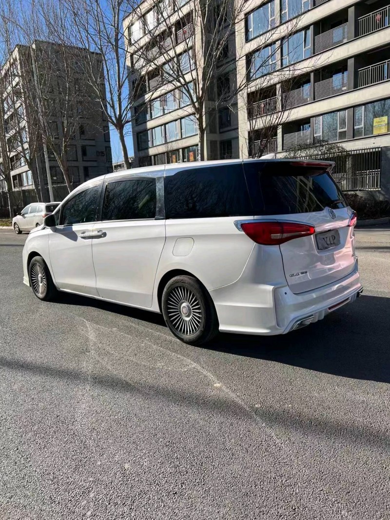 沈阳17年别克GL87