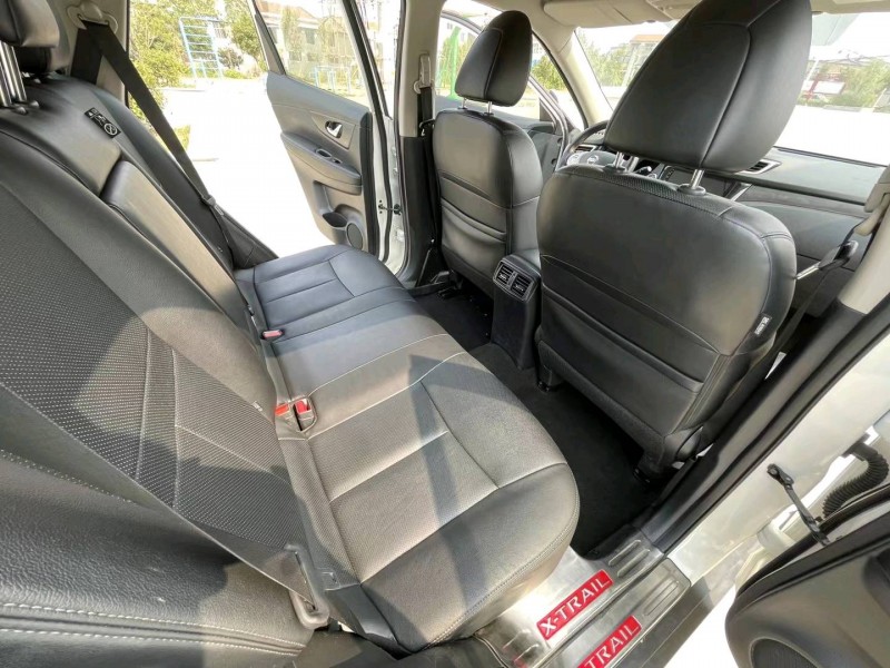 北京16年日产奇骏8