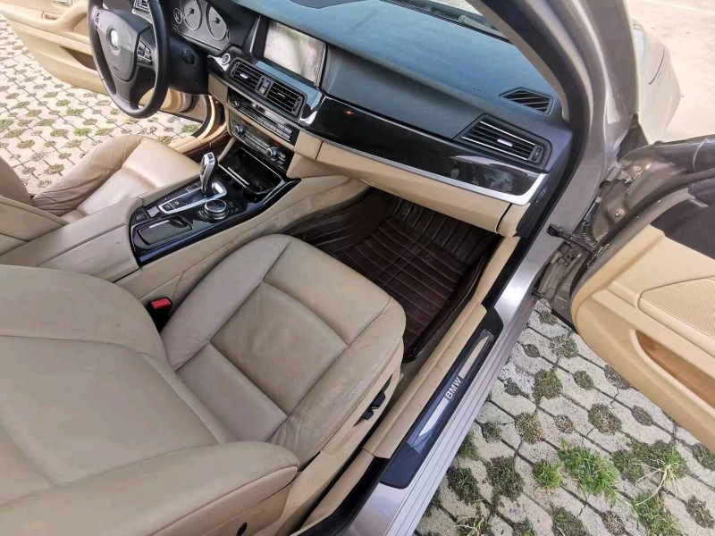 北京12年宝马5系4