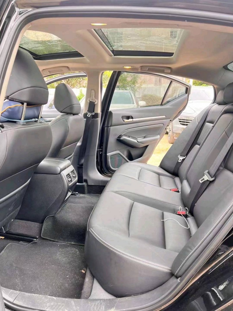 佛山21年日产天籁4