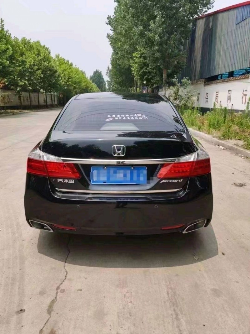 临沂14年本田雅阁8