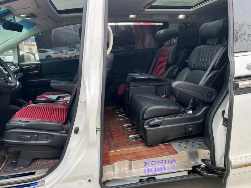 济南20年本田艾力绅5