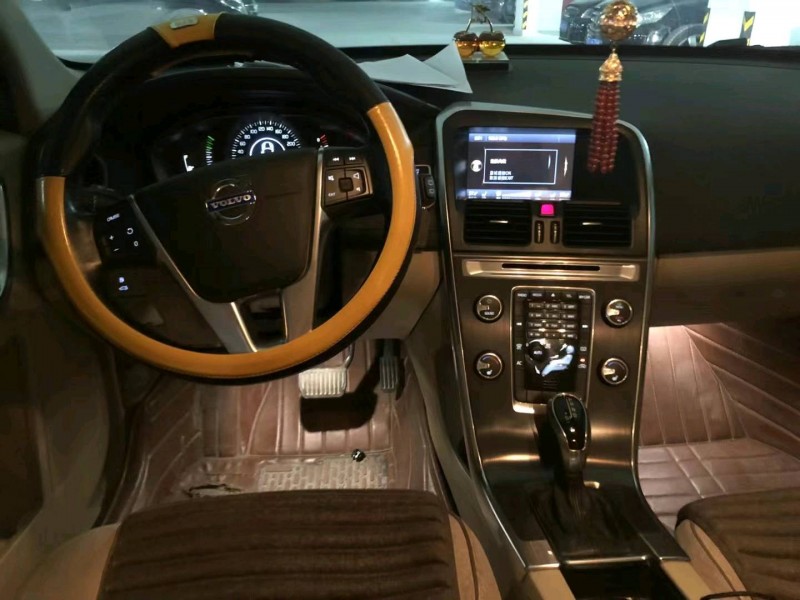 石家庄13年沃尔沃XC603