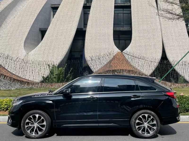 广州19年本田冠道5