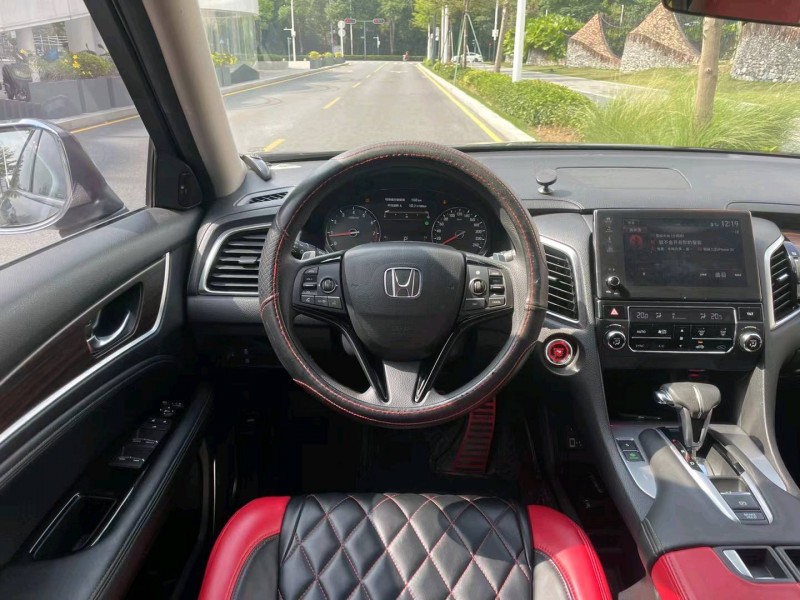广州19年本田冠道8