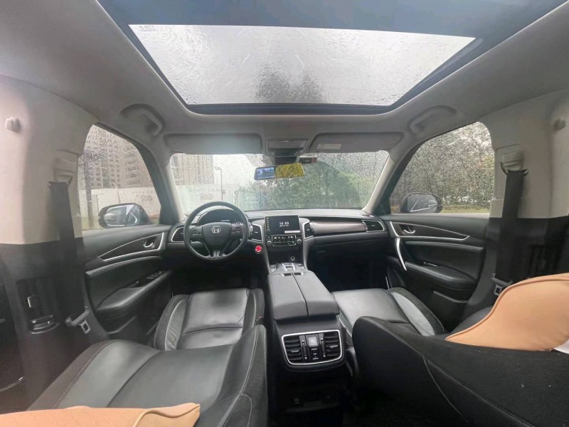 广州19年本田冠道4