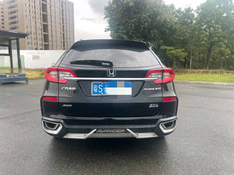 广州19年本田冠道9