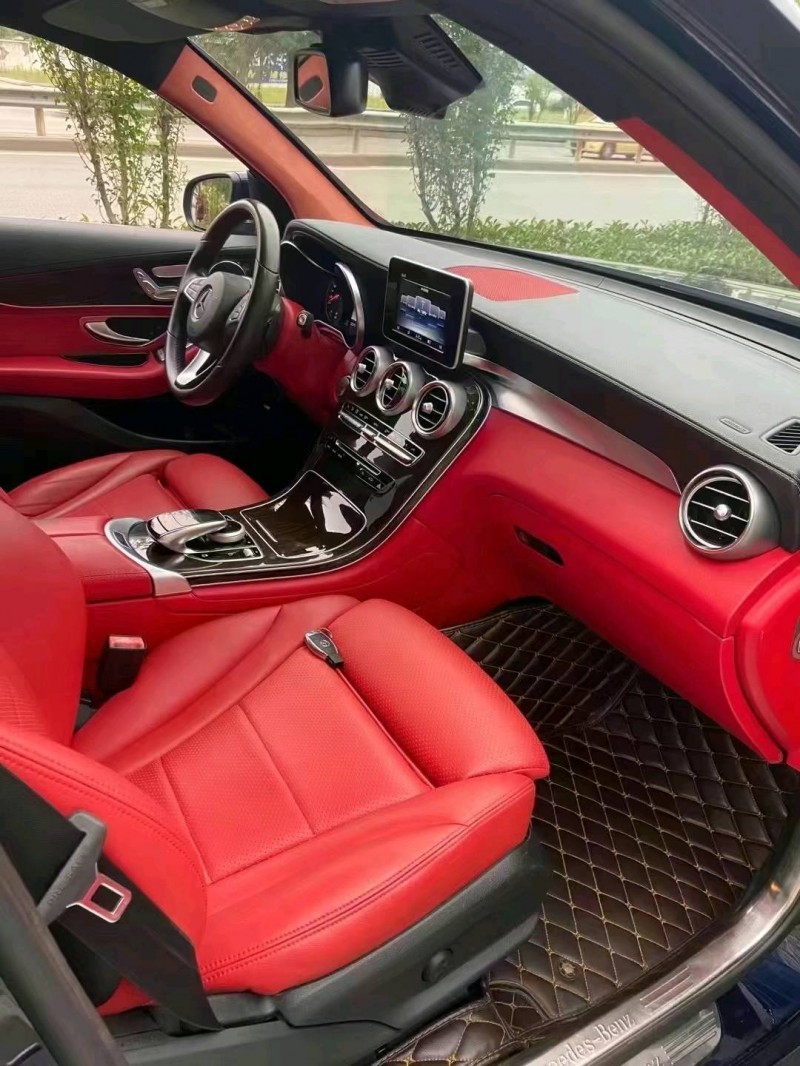 青岛16年奔驰GLC5