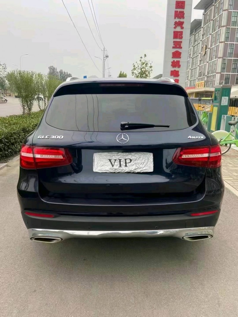 青岛16年奔驰GLC9