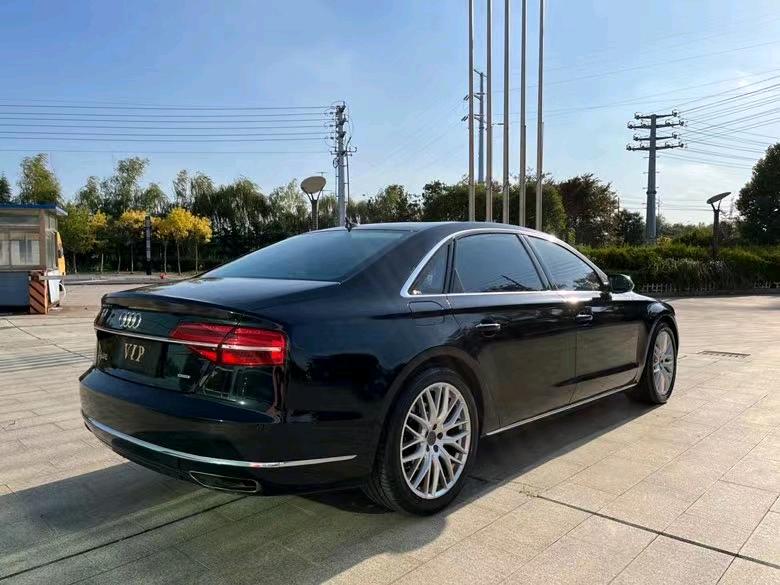 盐城16年奥迪A8L8