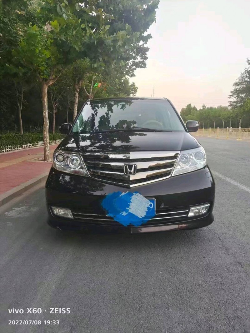 济南15年本田艾力绅1