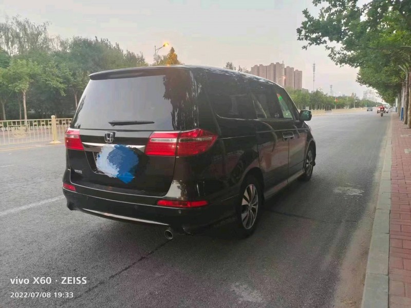 济南15年本田艾力绅7