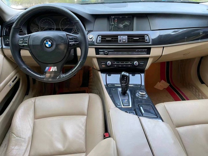 济南11年宝马5系6