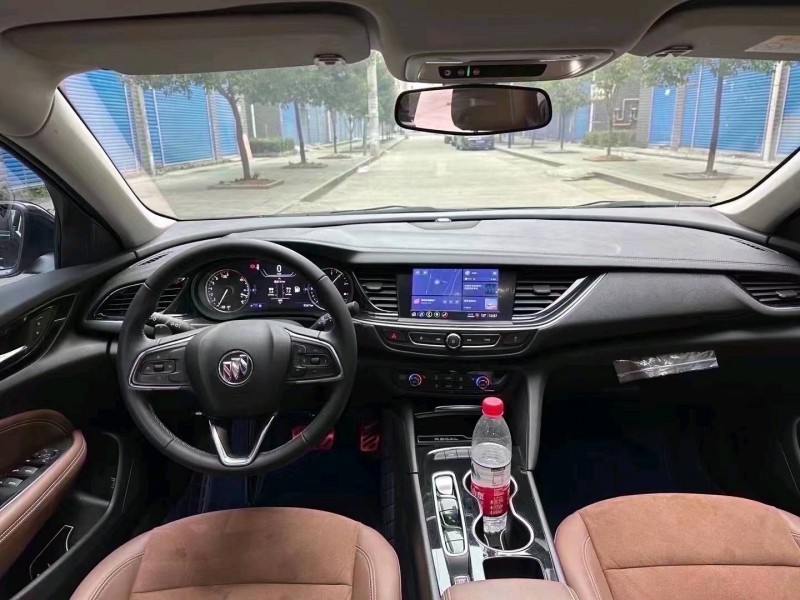 济南22年别克君威5