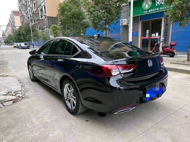 济南22年别克君威6