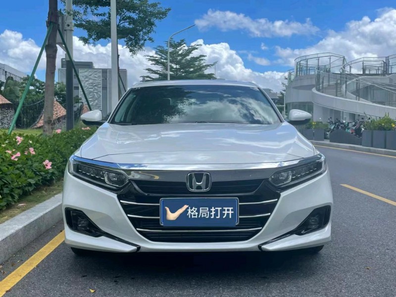 重庆20年本田雅阁1