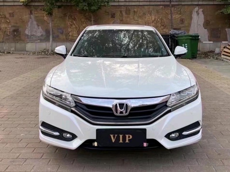 青岛16年本田思铂睿1