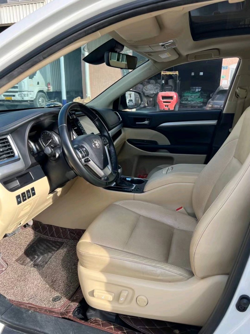 东莞20年丰田汉兰达4