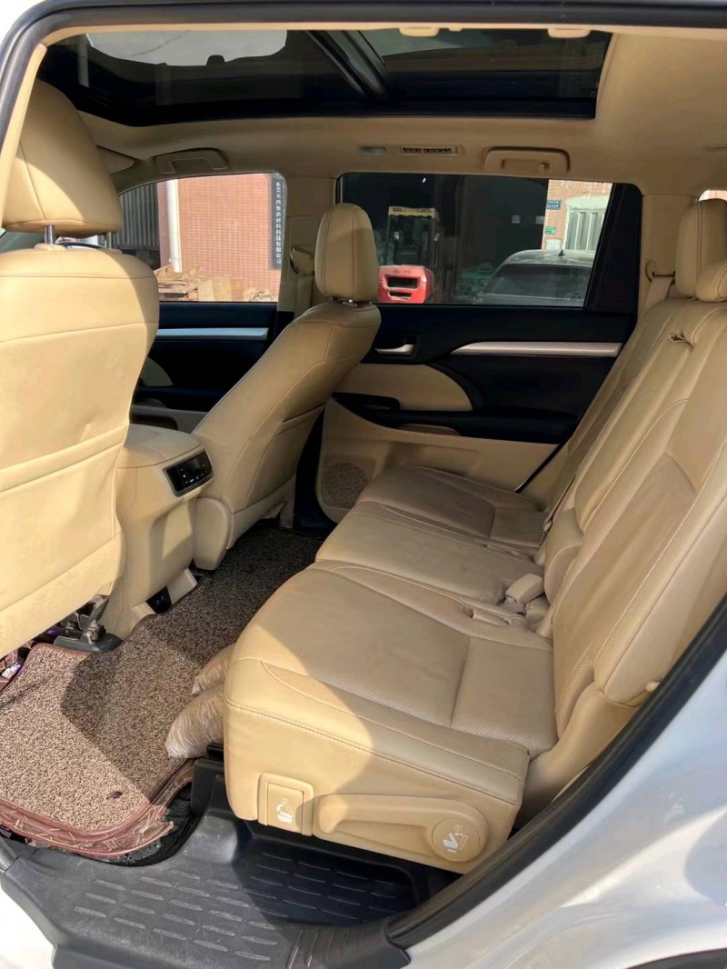 东莞20年丰田汉兰达5