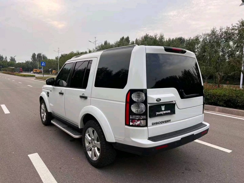 东营15年路虎发现7