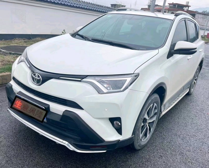 广州19年丰田RAV4荣放2