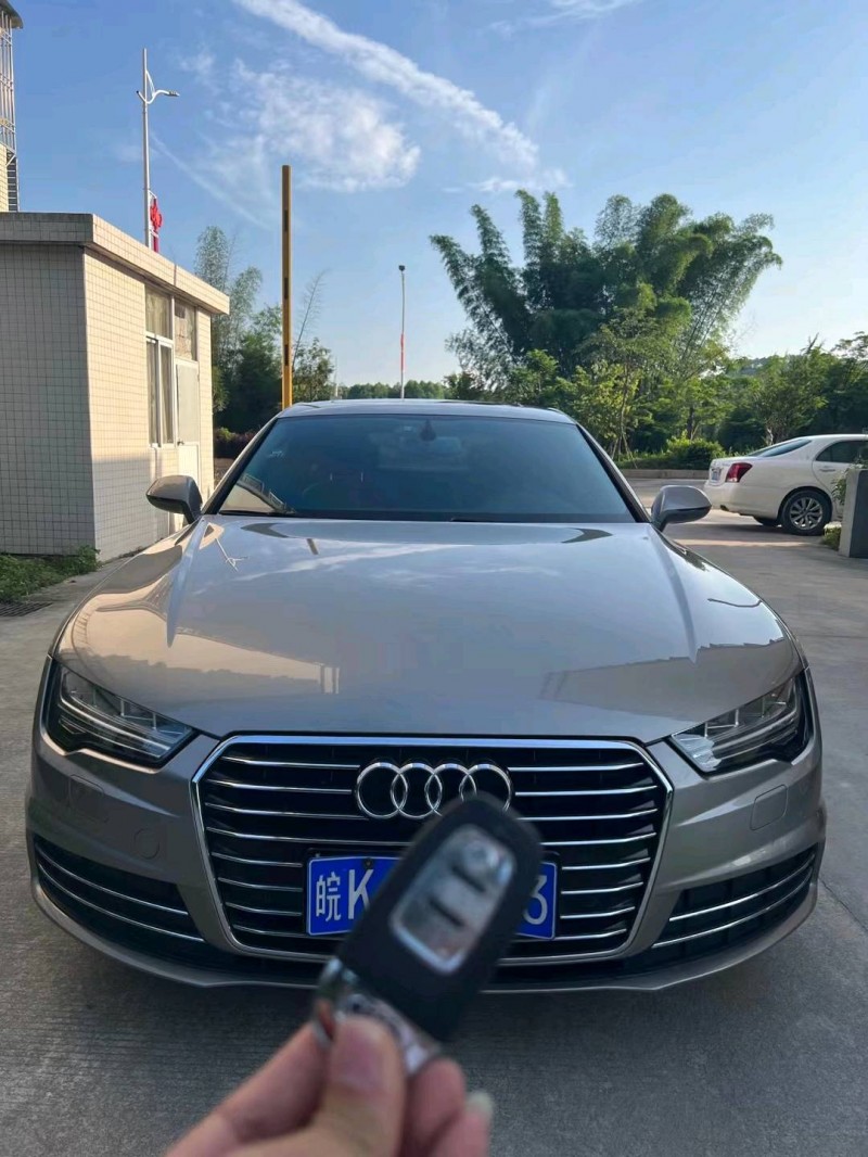 广州16年奥迪A7L1