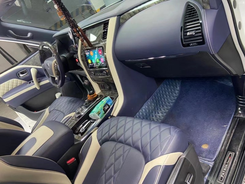 成都20年日产途乐2