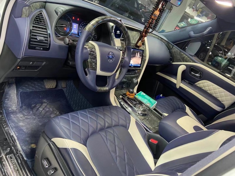 成都20年日产途乐3