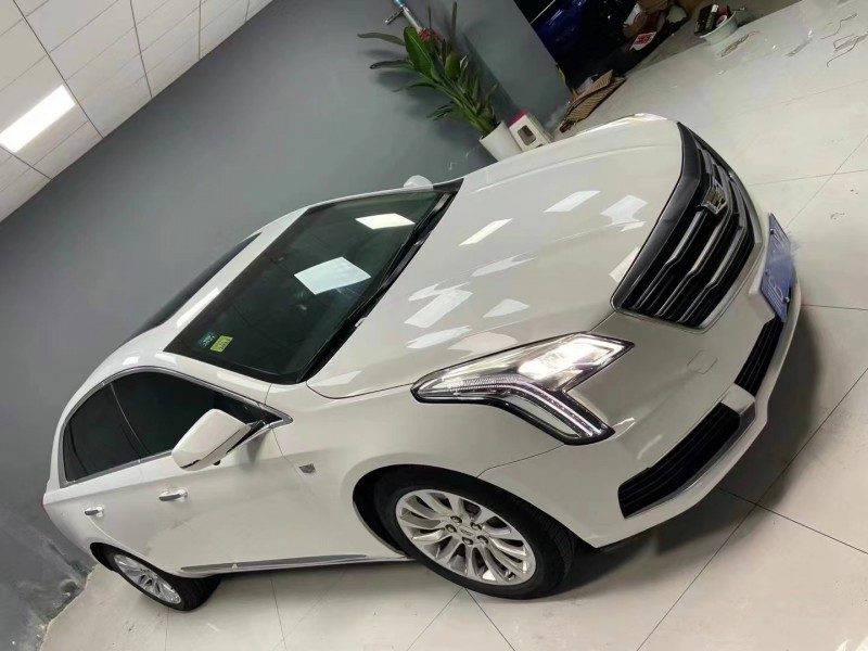 成都19年凯迪拉克XTS7