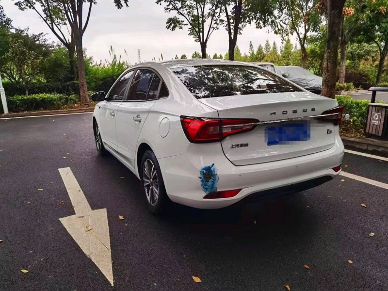 嘉興19年榮威i55