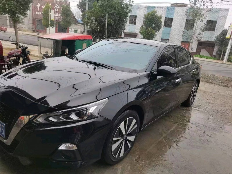 济南21年日产天籁3