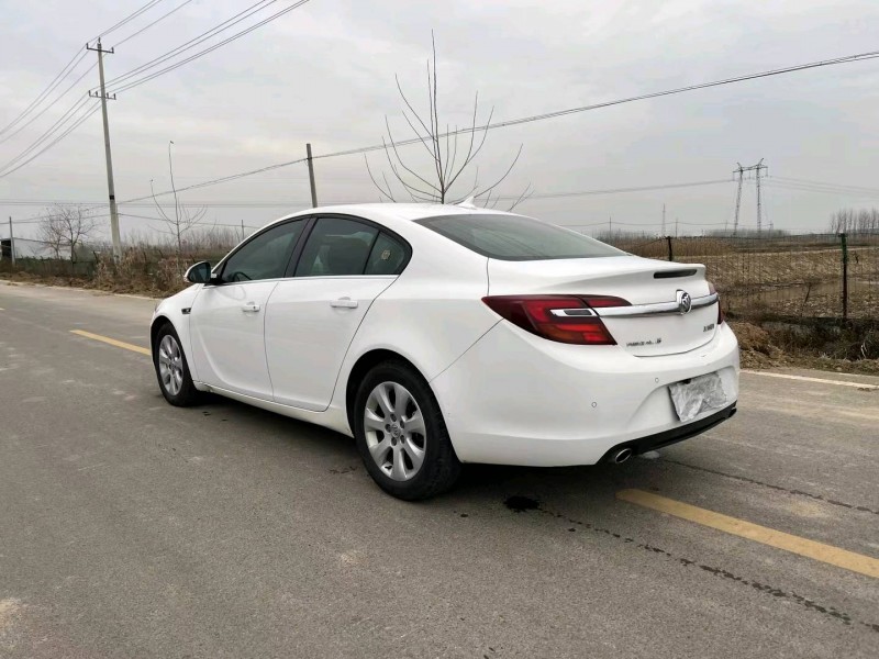 徐州16年别克君威2