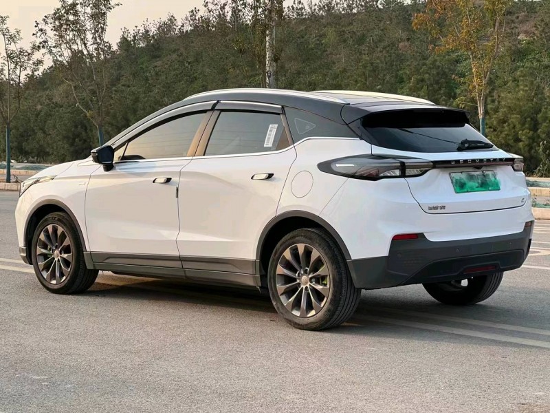 济南20年吉利几何1