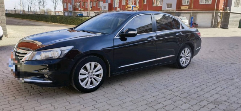 邯郸13年本田雅阁3