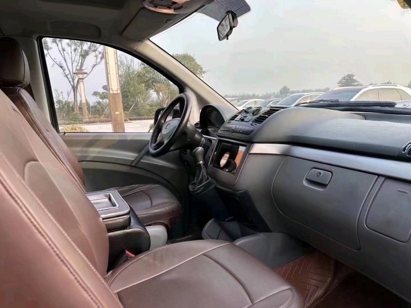 枣庄13年奔驰威霆5