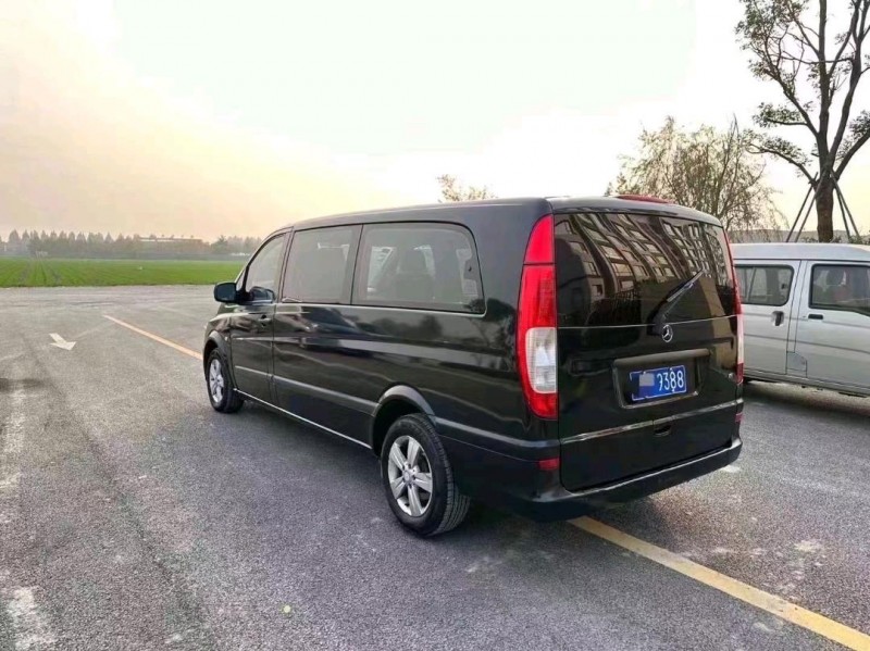 枣庄13年奔驰威霆3