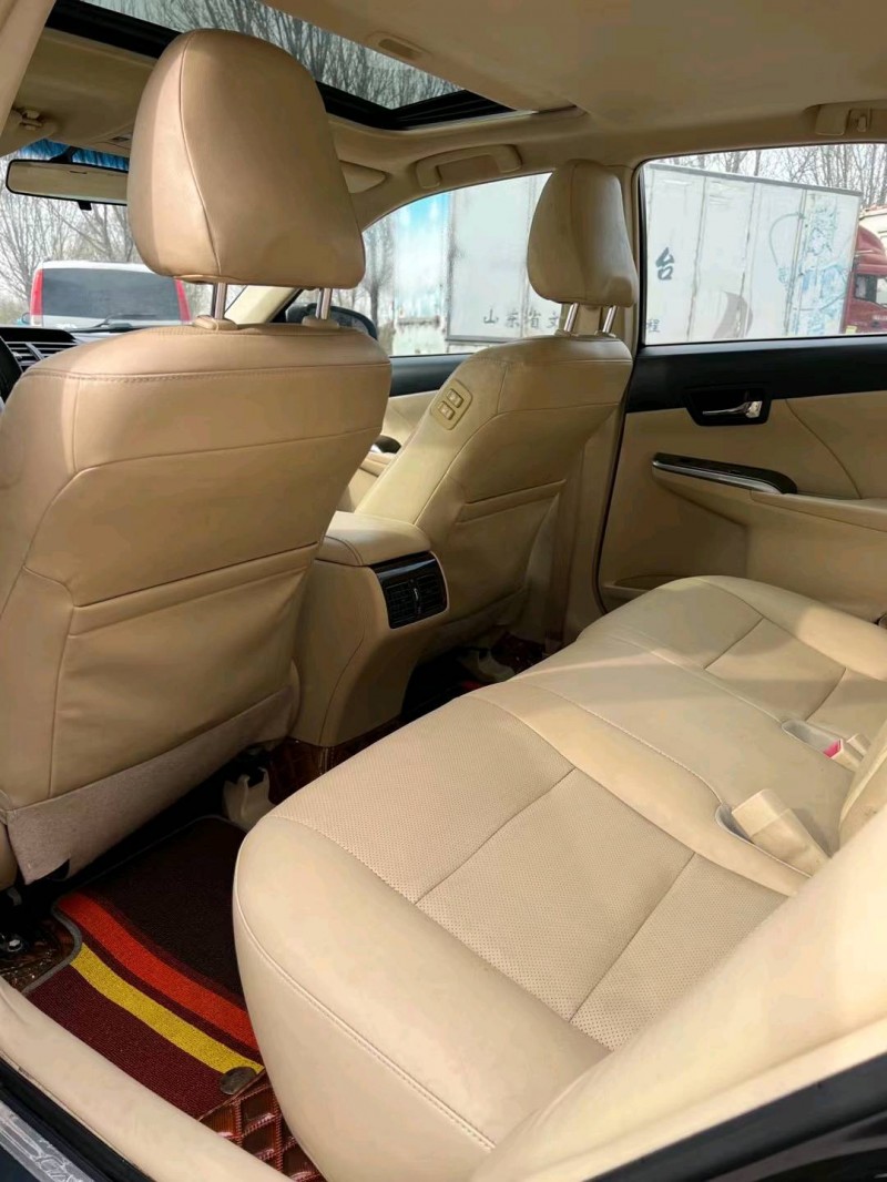 北京15年丰田凯美瑞4